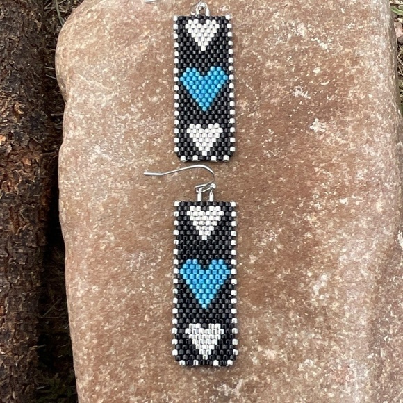 Three Hearts Beaded Earrings - Picture 3 of 6